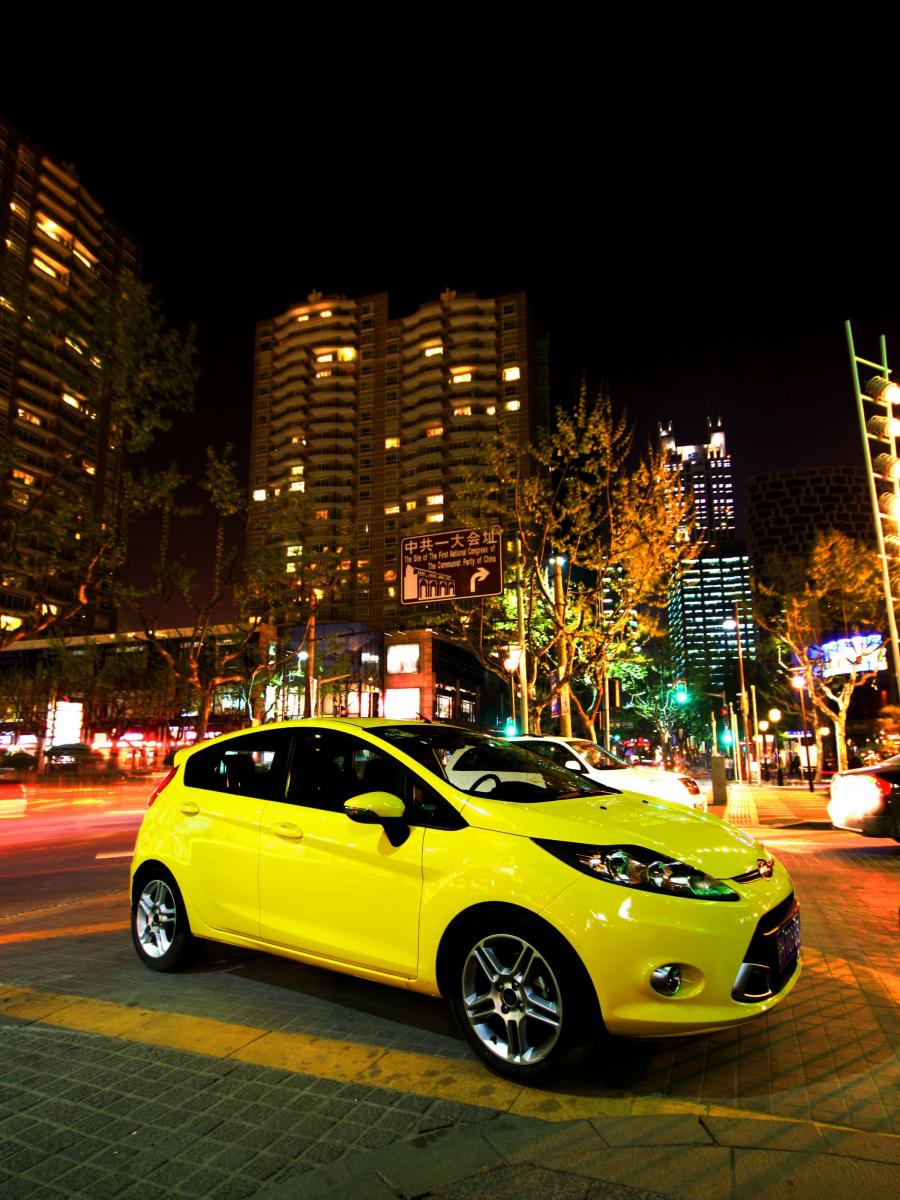  Ford Fiesta Zetec S 2009 года  (фото 27 из 38)